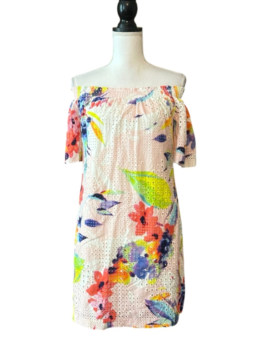 Trina‎ Turk Savilla Off Shoulder Eyelet Floral Tropical Multicolor Dress SZ M - Picture 4 of 9